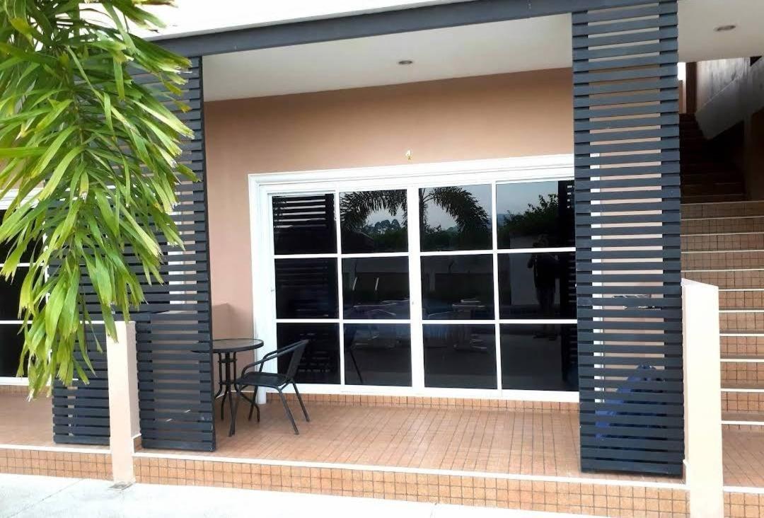 4 Palms Resort Bang Sare Exterior foto