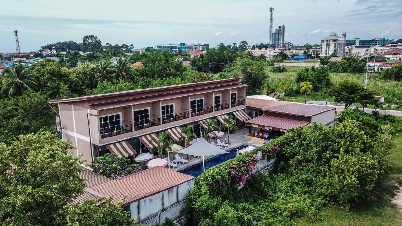 4 Palms Resort Bang Sare Exterior foto