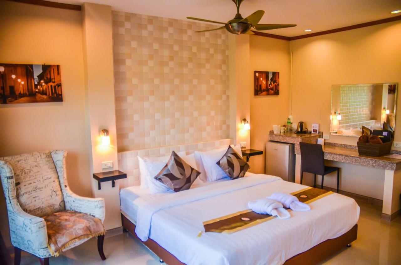 4 Palms Resort Bang Sare Exterior foto